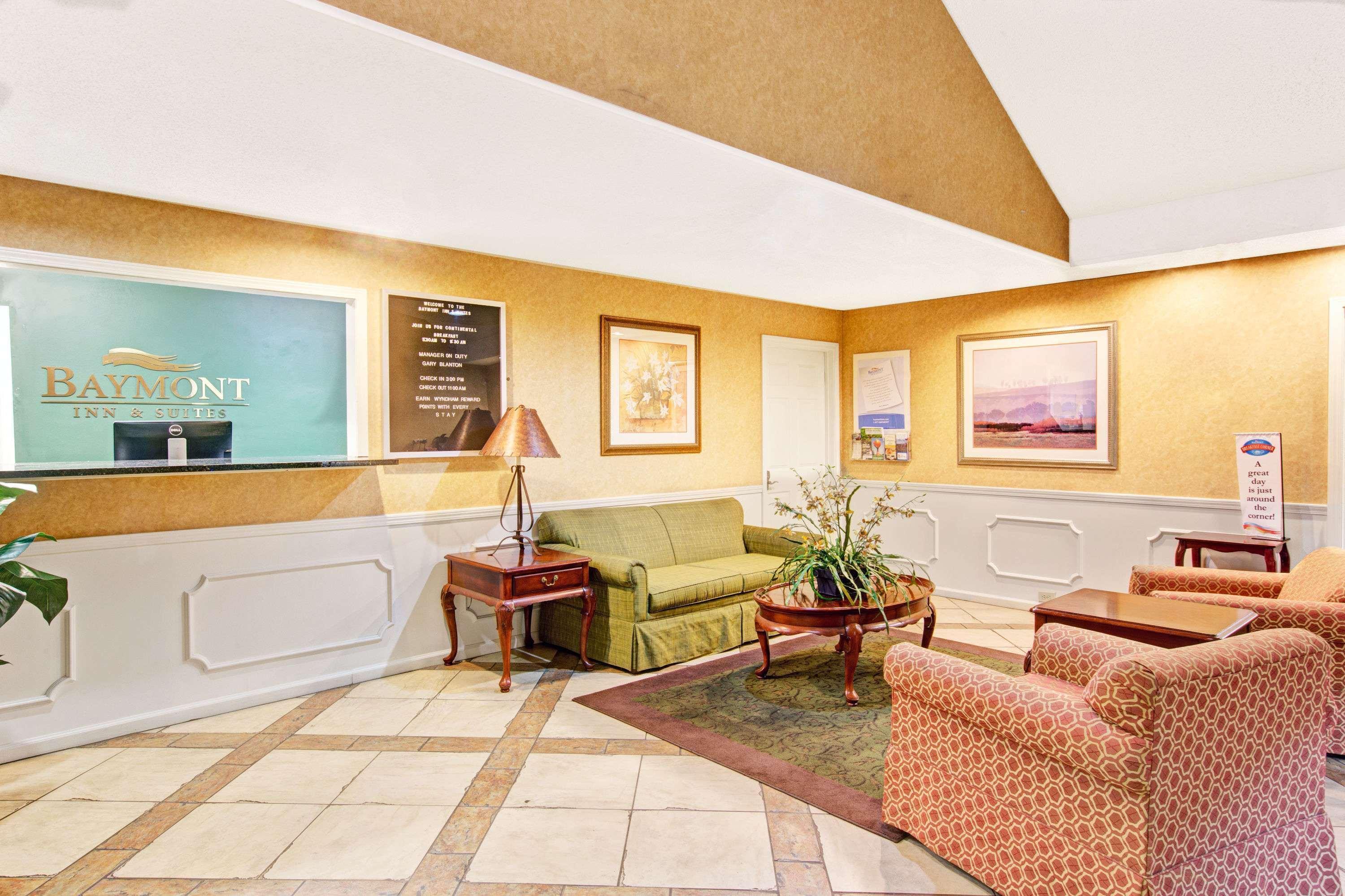 Baymont By Wyndham Gaffney Hotel Exterior photo