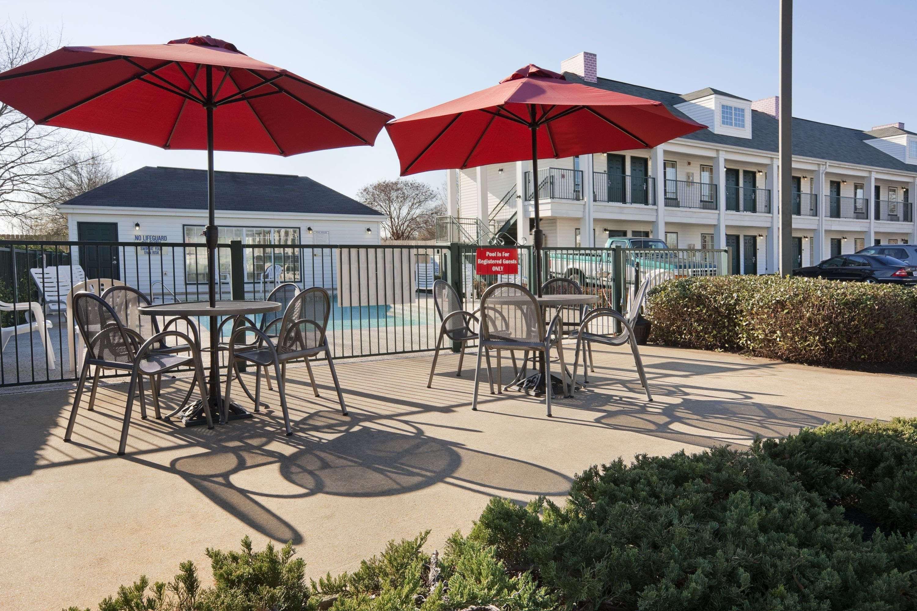 Baymont By Wyndham Gaffney Hotel Restaurant photo