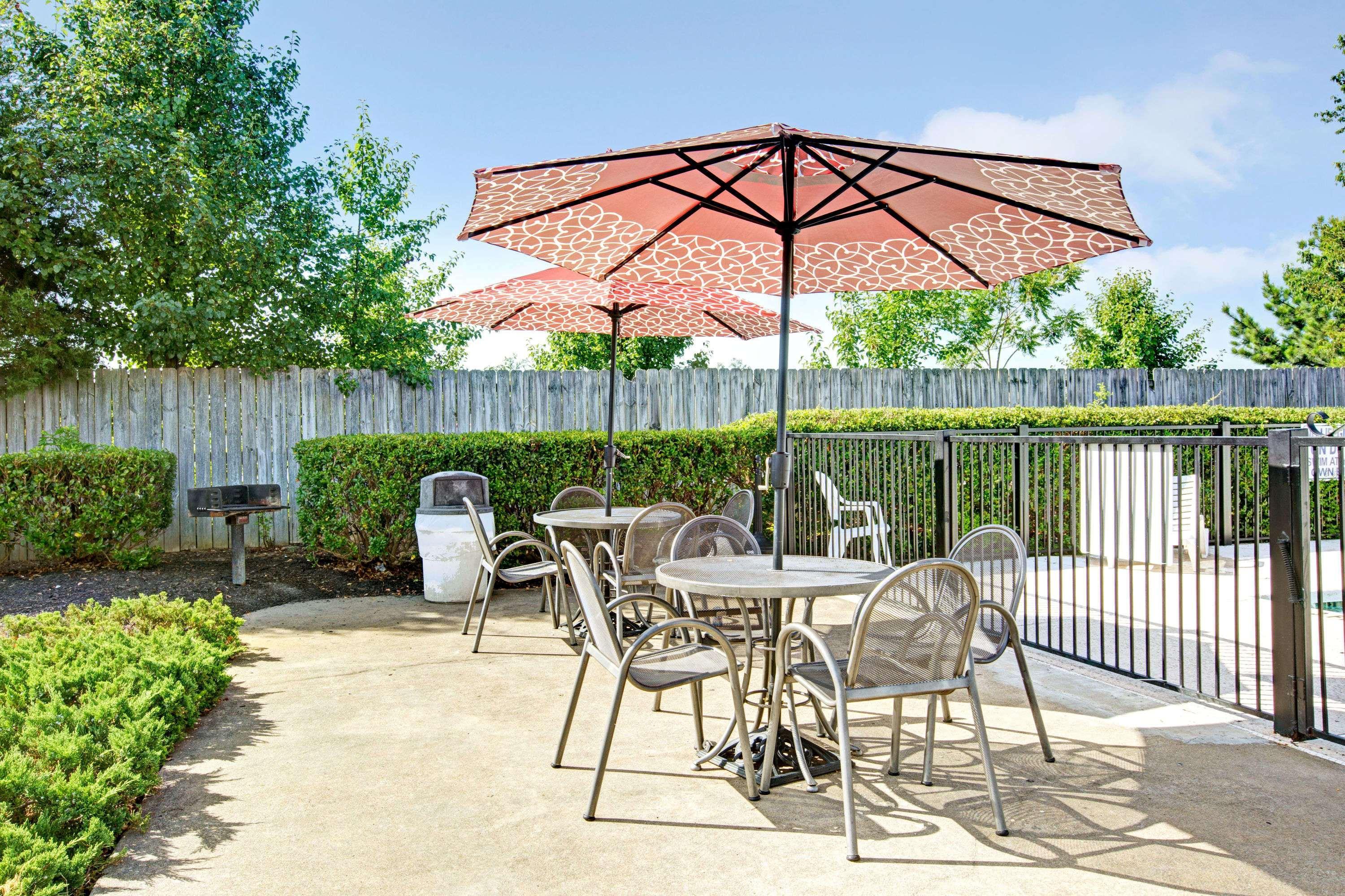 Baymont By Wyndham Gaffney Hotel Exterior photo
