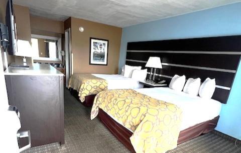 Baymont By Wyndham Gaffney Hotel Exterior photo